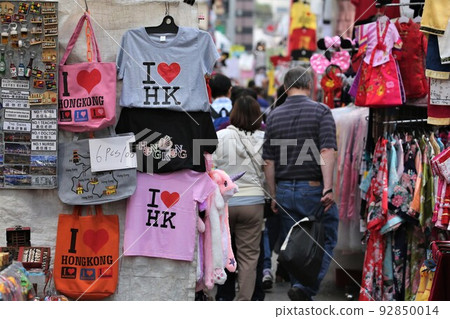 A market called Mongkok Women's Street in downtown Hong Kong. Cheap clothes are sold and many tourists 92850014