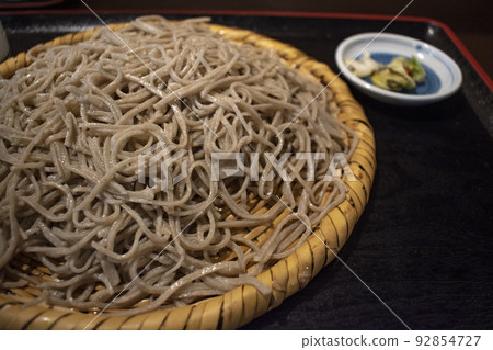 Zaru soba eaten at a delicious soba restaurant 92854727