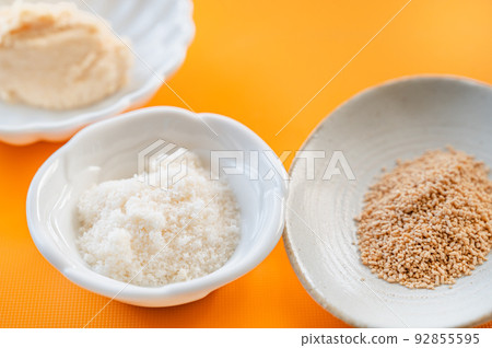 三種調味料 92855595