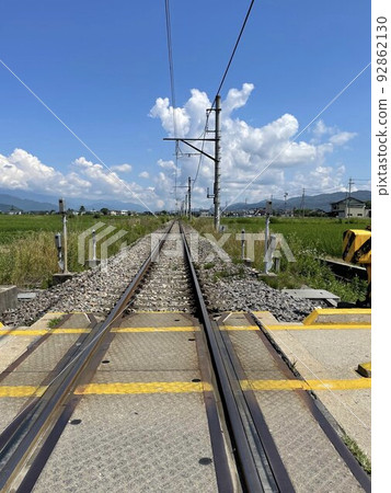 Rural scenery and tracks on the Oito Line Rural scenery and tracks on the Oito Line 92862130