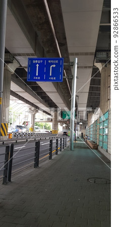 Seoul City. City. Street. Cheonggyecheon 92866533