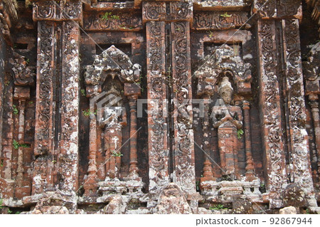 Scenery of the ruins of My Son, Vietnam Scenery of the ruins of My Son, Vietnam 92867944