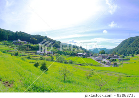 《兵庫縣》川部區稻川町柏原梯田與田園風光 92868733