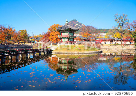 Gyeongbokgung Palace, Hyangwon Pavilion and autumn leaves [Seoul, South Korea] 92870690