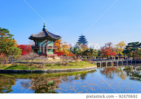 Gyeongbokgung Palace, Hyangwon Pavilion and autumn leaves [Seoul, South Korea] 92870692