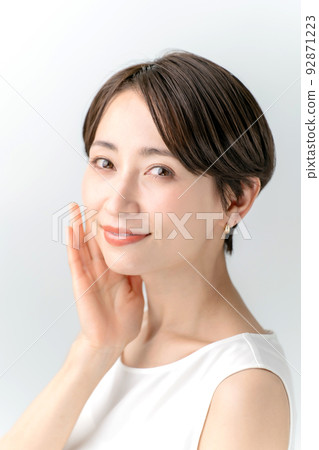 Beauty woman white background Beauty woman white background 92871223