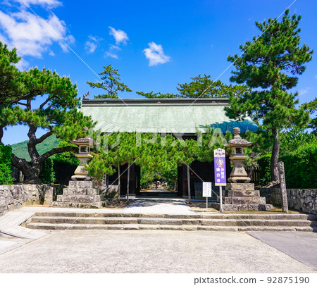 Shikoku Sacred Site No. 80 Niomon Gate of Sanuki Kokubunji Temple (Takamatsu City, Kagawa Prefecture) Shikoku Sacred Site No. 80 Niomon Gate of Sanuki Kokubunji Temple (Takamatsu City, Kagawa Prefecture) 92875190