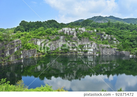 The remains of a quarry in the Ishikiri Mountains in Kasama City 92875472