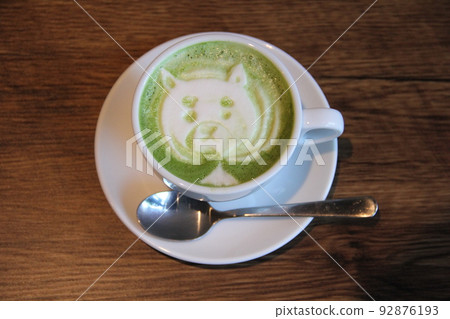 Cute Shiba Inu latte art 92876193