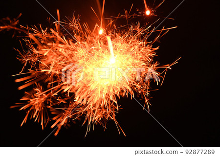 Scenery of sparklers Change of sparks Scenery of sparklers Change of sparks 92877289