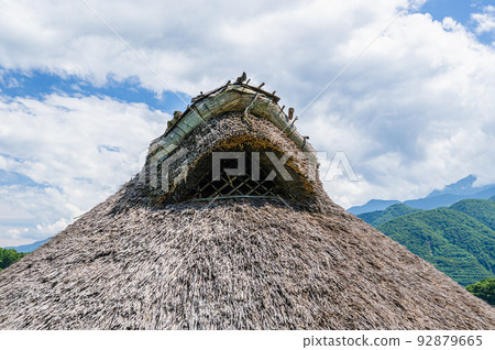 井戶尻遺址茅草屋頂 92879665