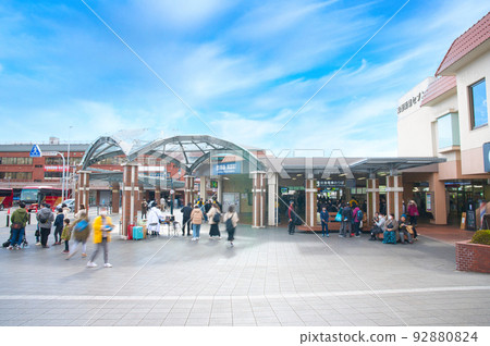 [Osaka Prefecture] Hankyu Mino Station in November, during the fall foliage season 92880824