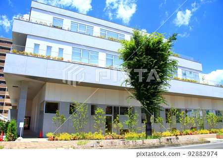 小牧市風景、小牧市中央圖書館 小牧市風景、小牧市中央圖書館 92882974