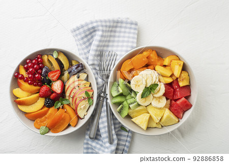 Fruit salad 92886858