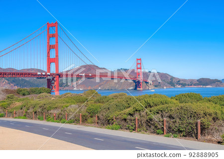 Golden Gate Bridge in San Francisco, California against the clear blue sky background 92888905