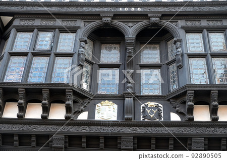 Black and white half timber frame Tudor building in Chester. Black and white half timber frame Tudor building in Chester. 92890505