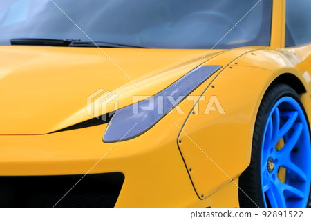 Car headlight image 92891522