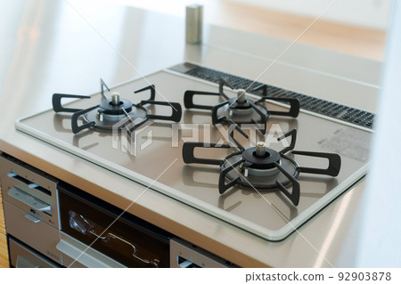 沒有人的煤氣灶 沒有人的煤氣灶 92903878