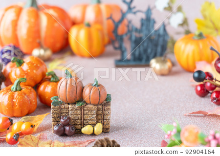 Lively frame of Halloween image 92904164