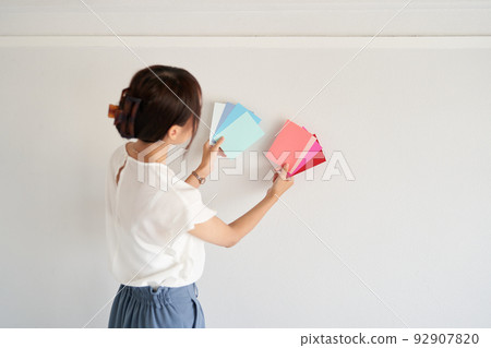 考慮牆壁顏色的室內協調員 92907820