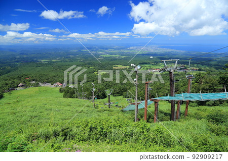 Oyama Masumizu Kogen / Sky Lift / Lover's Sanctuary [Ouchi, Houki-cho, Saihaku-gun, Tottori Prefecture] 92909217