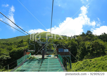 Oyama Masumizu Kogen / Sky Lift / Lover's Sanctuary [Ouchi, Houki-cho, Saihaku-gun, Tottori Prefecture] 92909220