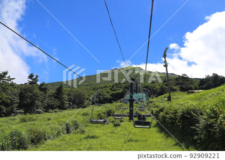 Oyama Masumizu Kogen / Sky Lift / Lover's Sanctuary [Ouchi, Houki-cho, Saihaku-gun, Tottori Prefecture] 92909221