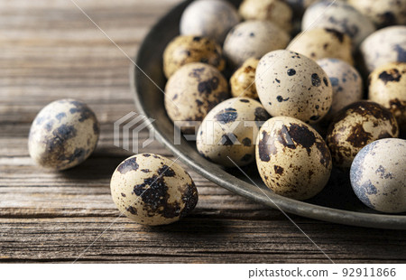 Quail eggs 92911866