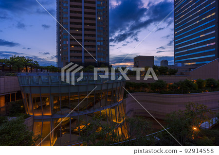 Parks Garden Night View/Twilight [Namba Parks] 92914558