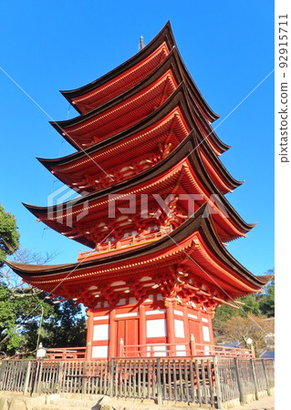 【廣島縣】日本三大名勝之一的宮島上的五層寶塔安藝 【廣島縣】日本三大名勝之一的宮島上的五層寶塔安藝 92915711