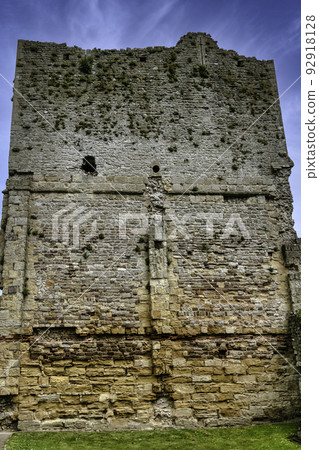 Remains of Chepstow Castle (Castell Cas-gwent) 92918128