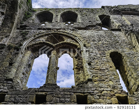 Remains of Chepstow Castle (Castell Cas-gwent) 92918131