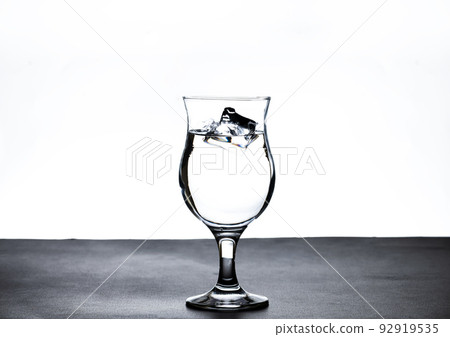 The image of pouring drinking water, into a glass, 92919535