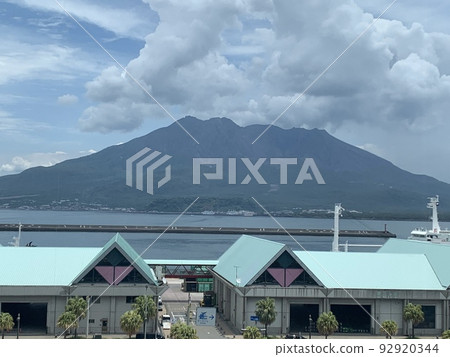 View from the aquarium Sakurajima 92920344