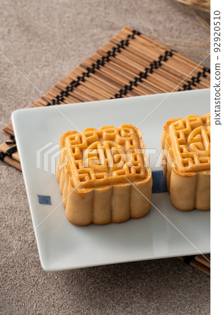Mid-Autumn Festival Moon cake Geppei 92920510