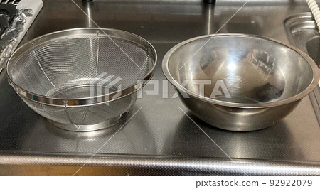 metal bowl and colander metal bowl and colander 92922079