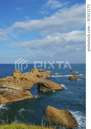 view over the Rocher de la Vierge, in Biarritz 92923173