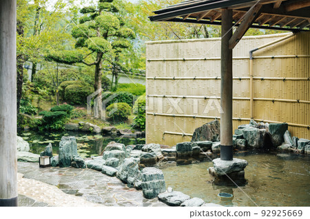 Outdoor bath of Onsen Ryokan 92925669