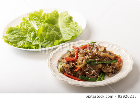 lettuce and japchae 92926215