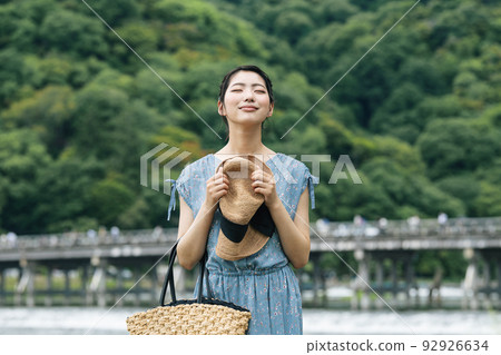 一個喜歡獨自旅行的女孩 92926634