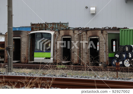 North Tatebayashi Warehouse: At a railway vehicle scrap factory 92927002