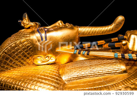 Tutankhamun's golden burial mask 92930599