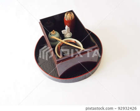Urasenke,在Uta花店前面的一套工具 Urasenke,在Uta花店前面的一套工具 92932426