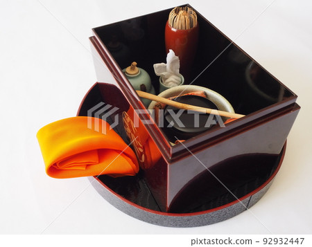 Urasenke, a set of tools in front of the Uta flower point 92932447