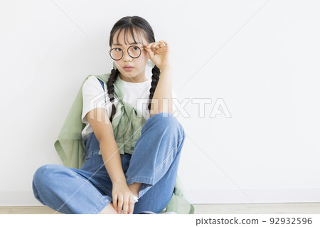 少女初中高中生便衣畫像 92932596