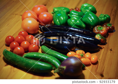 Morning vegetables 92933179