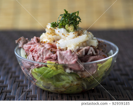 Cold shabu salad Cold shabu salad 92939185