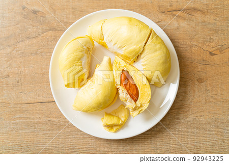 Durian riped and fresh ,durian peel 92943225