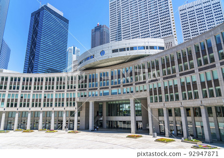 [Tokyo] The stately appearance of the Tokyo Metropolitan Assembly Building 92947871
