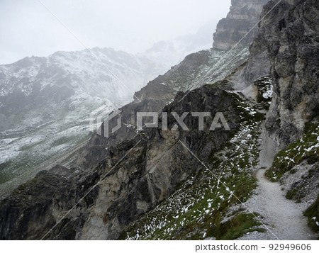 Stubai high-altitude hiking trail in Tyrol, Austria Stubai high-altitude hiking trail in Tyrol, Austria 92949606